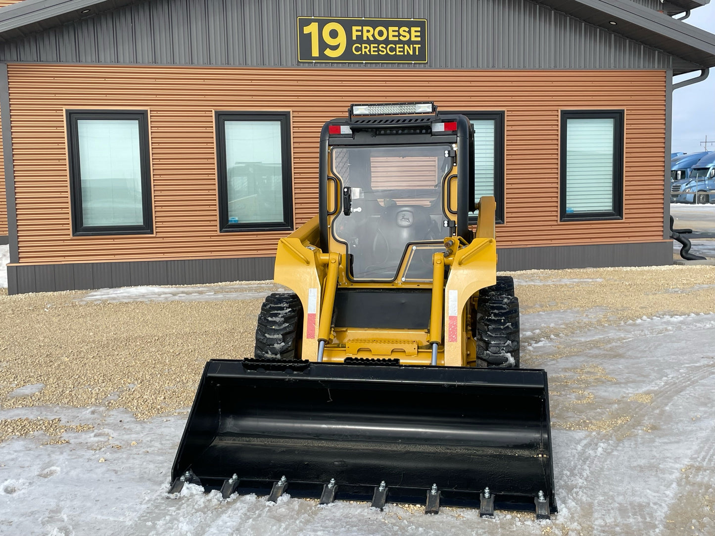 John Deere 240/250/260/270/280/290/300 Series 1 & Series 2 Skid Steer Door - Complete With Handle, Locking Latch/Keys, Hinges, Weather Seal Gasket, & All Nuts/Bolts/Washers