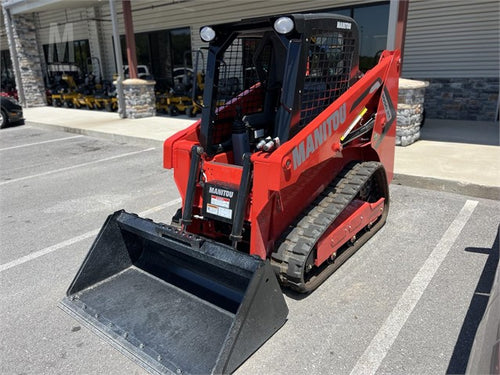 Manitou 1050 Series skid steer door