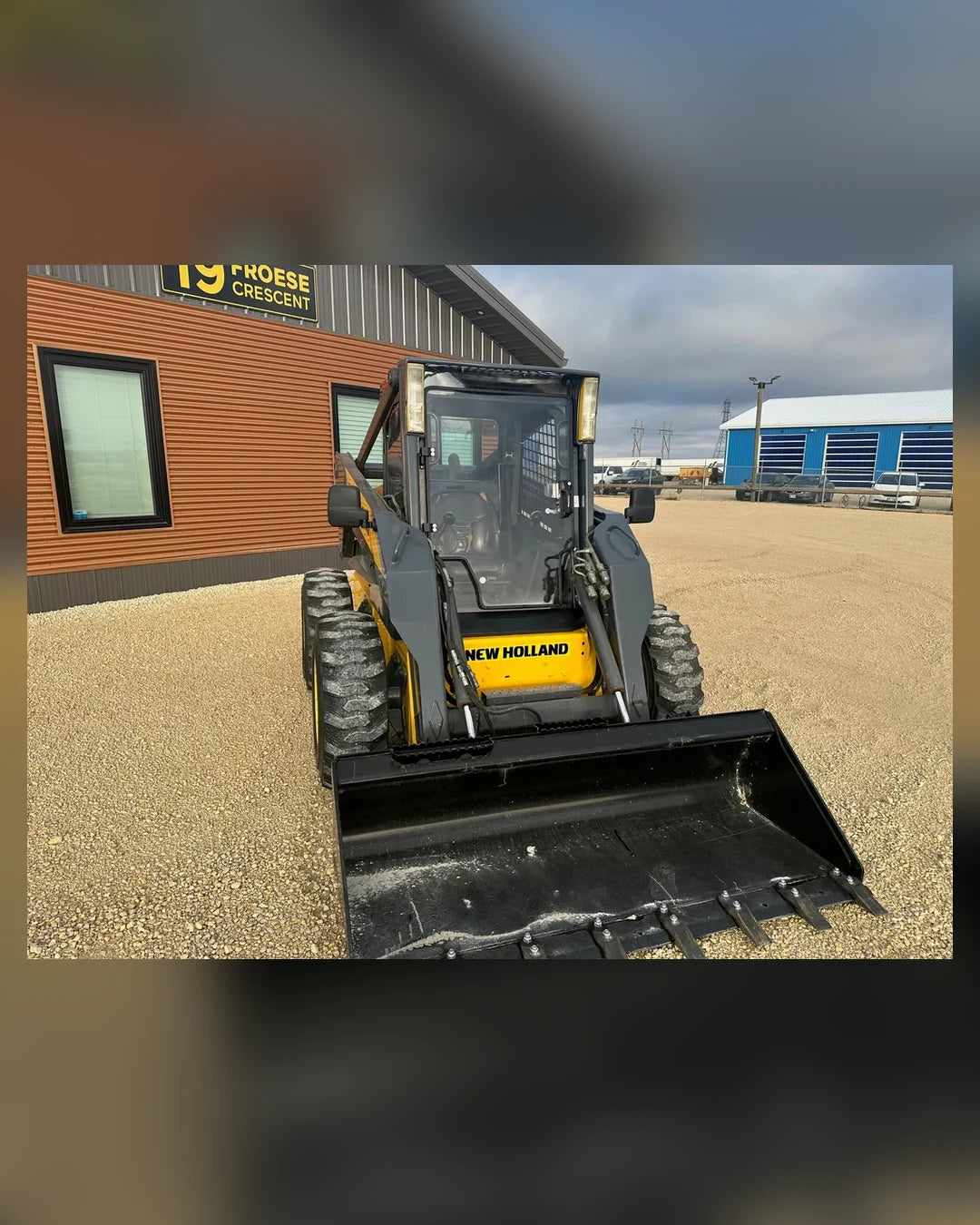 New Holland C / L / LS / LX Series product view